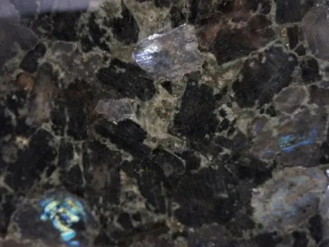Titanium Black